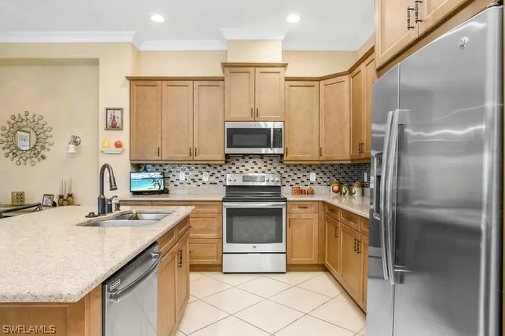 7003 Dominica Drive Naples FL 34113