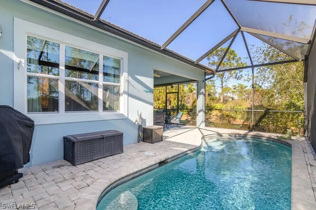 7003 Dominica Drive Naples FL 34113