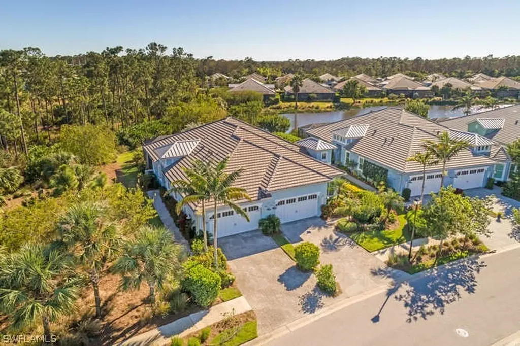 7003 Dominica Drive Naples FL 34113