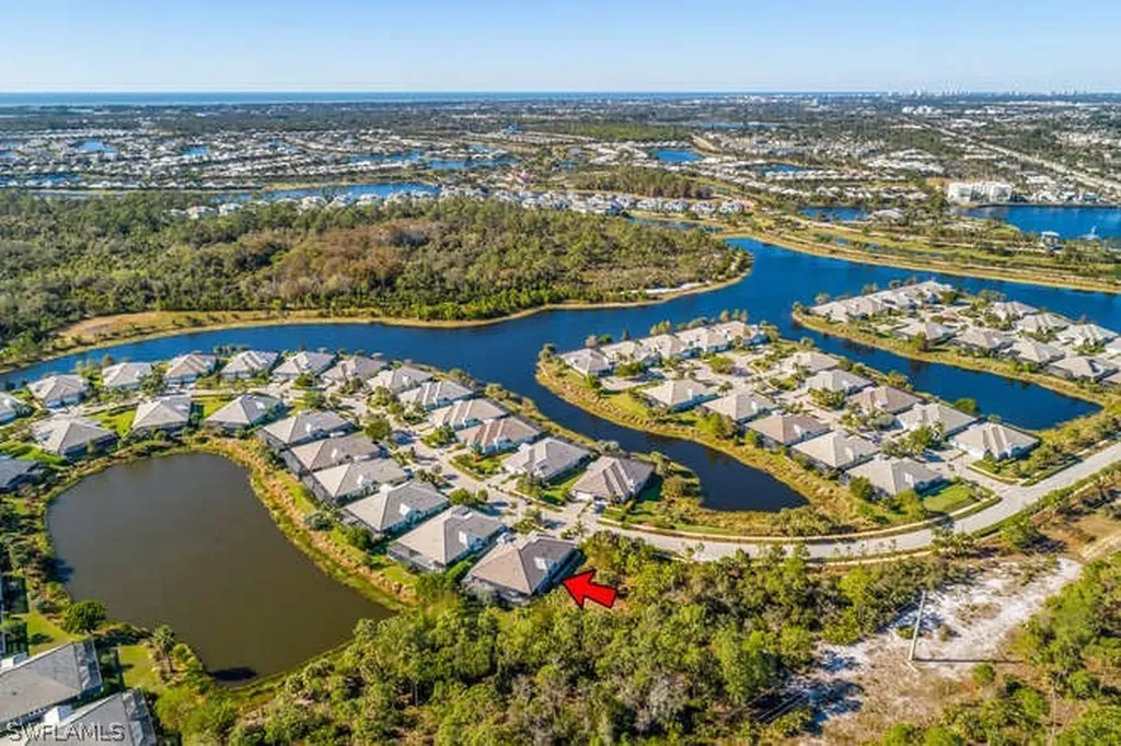 7003 Dominica Drive Naples FL 34113