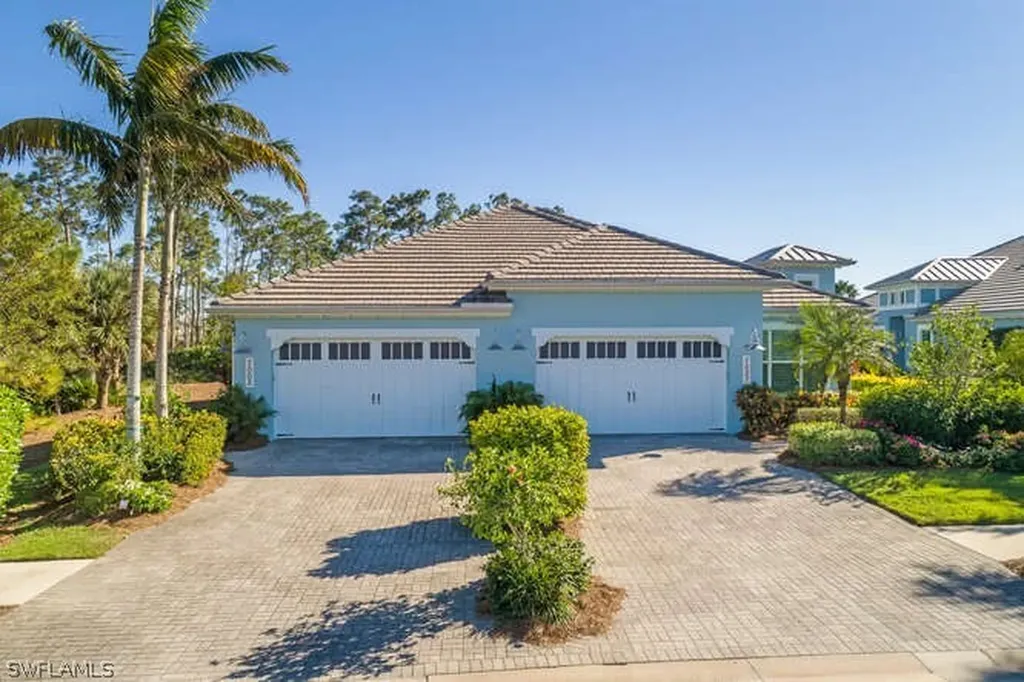 7003 Dominica Drive Naples FL 34113