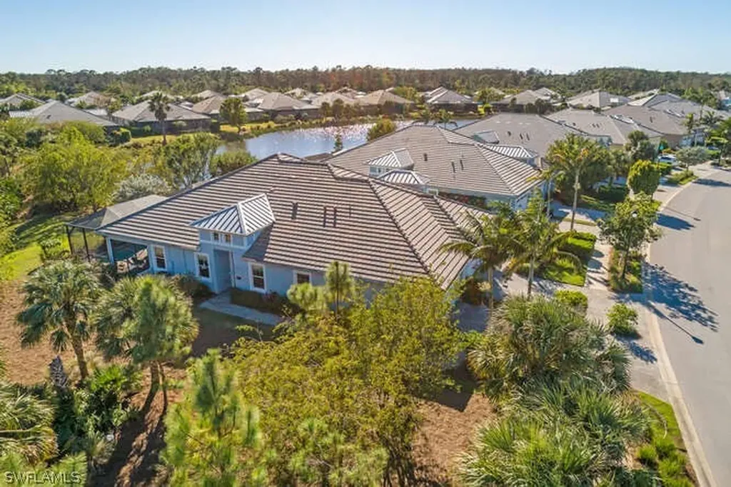 7003 Dominica Drive Naples FL 34113