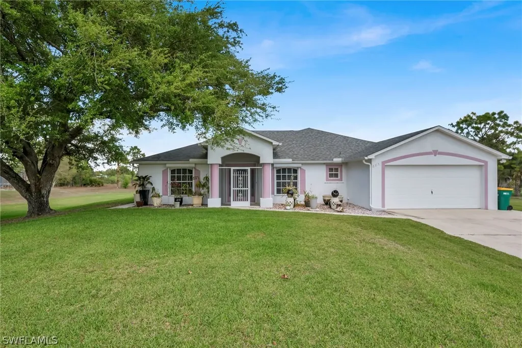 885 47th Avenue NE Naples FL 34120