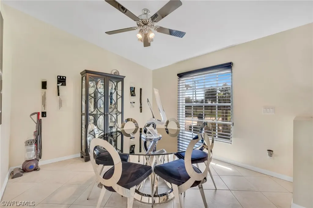 885 47th Avenue NE Naples FL 34120