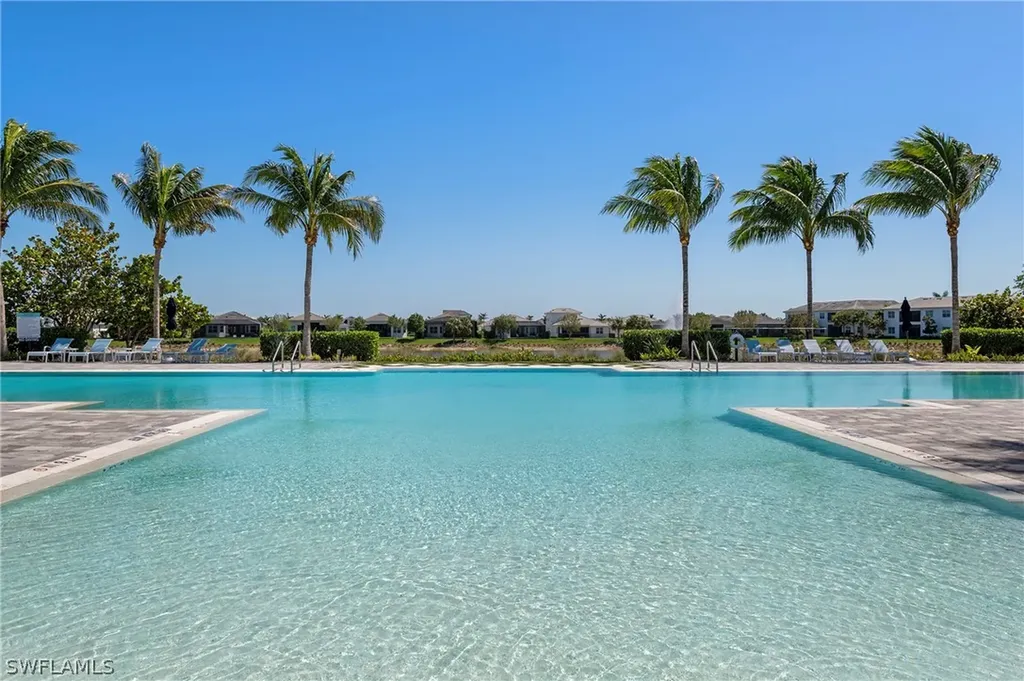 8897 Redonda Drive Naples FL 34114