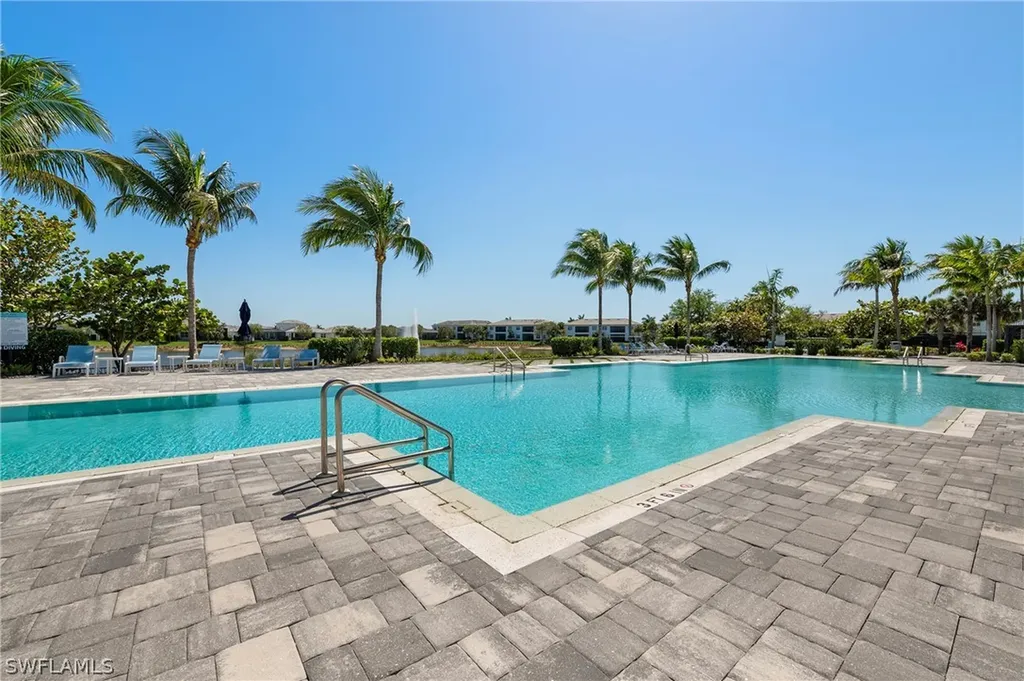 8897 Redonda Drive Naples FL 34114