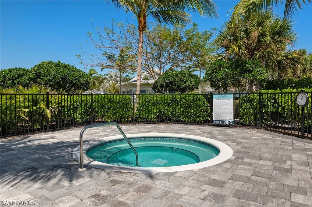 8897 Redonda Drive Naples FL 34114
