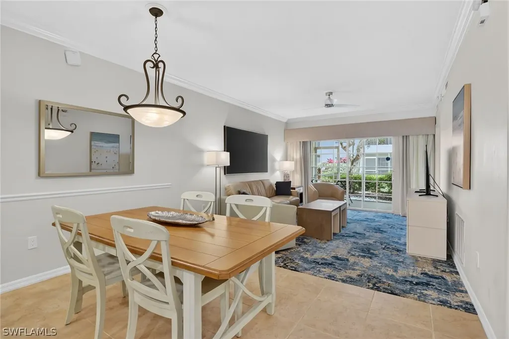 221 9th Street S Naples FL 34102