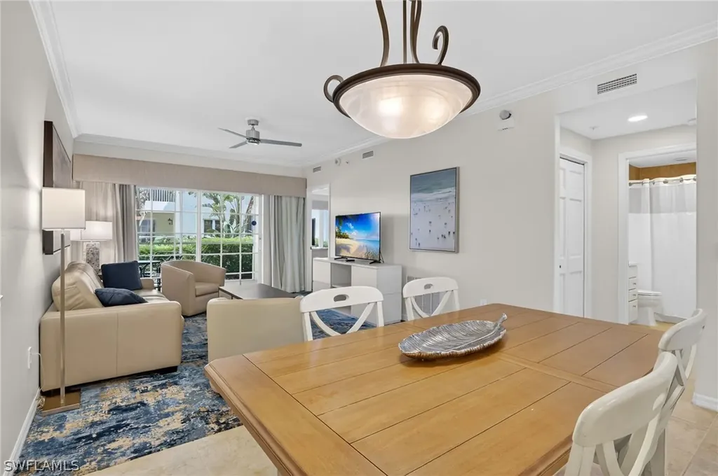 221 9th Street S Naples FL 34102