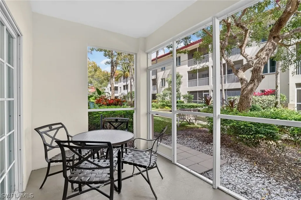 221 9th Street S Naples FL 34102