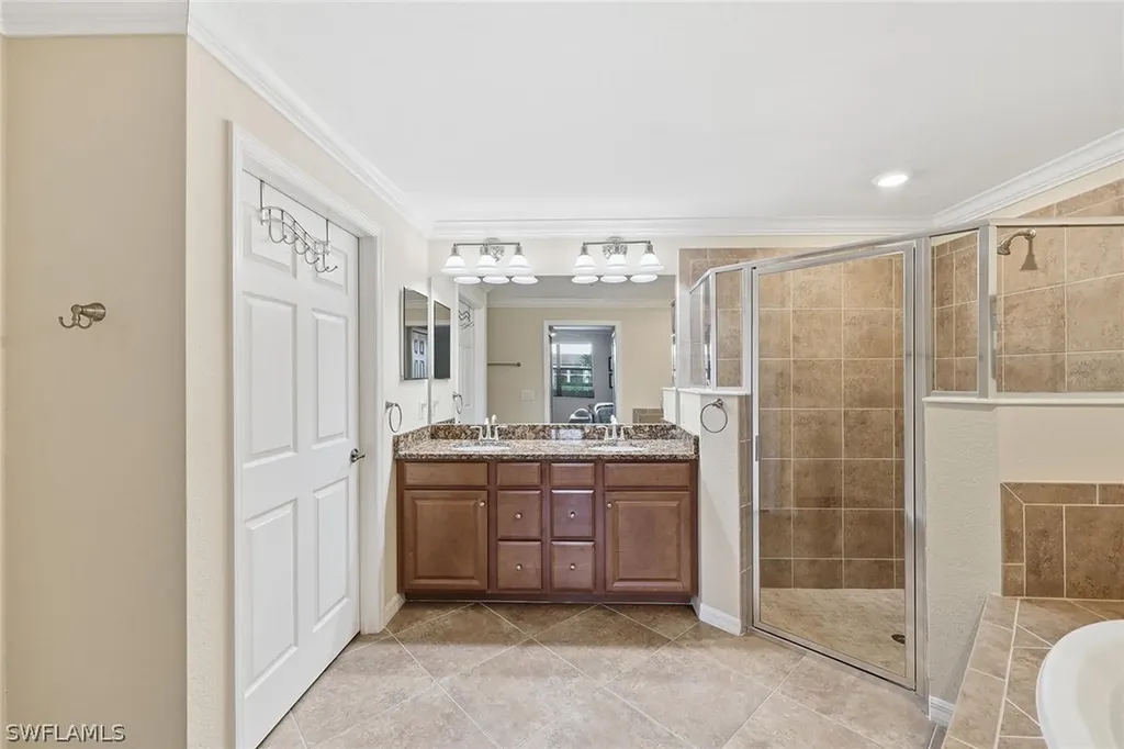28051 Cookstown Court Bonita Springs FL 34135