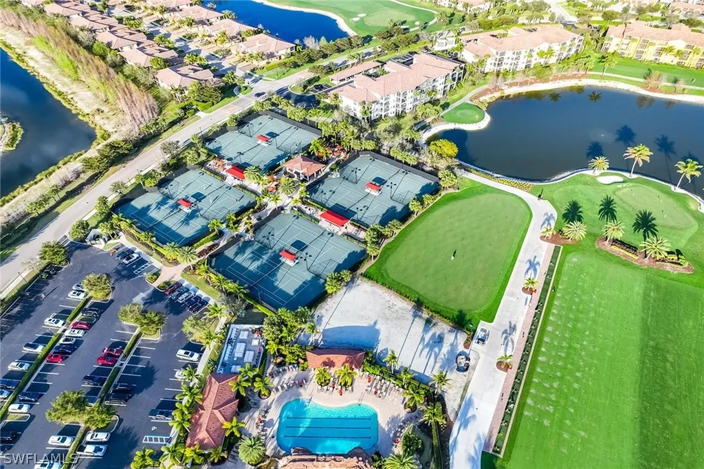 28051 Cookstown Court Bonita Springs FL 34135