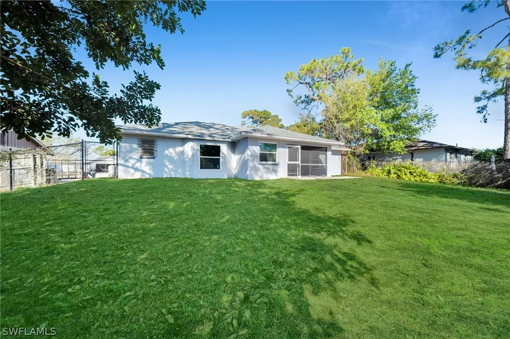 18249 Linden Road Fort Myers FL 33967