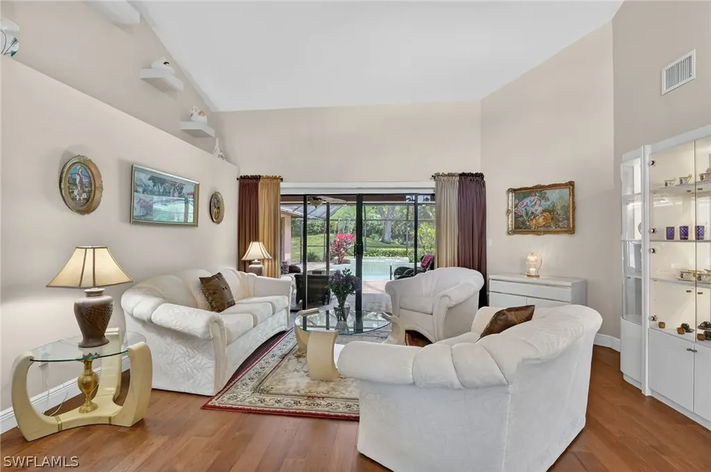 812 Pine Creek Lane Naples FL 34108