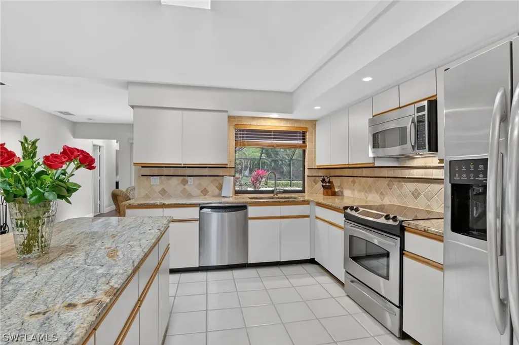 812 Pine Creek Lane Naples FL 34108