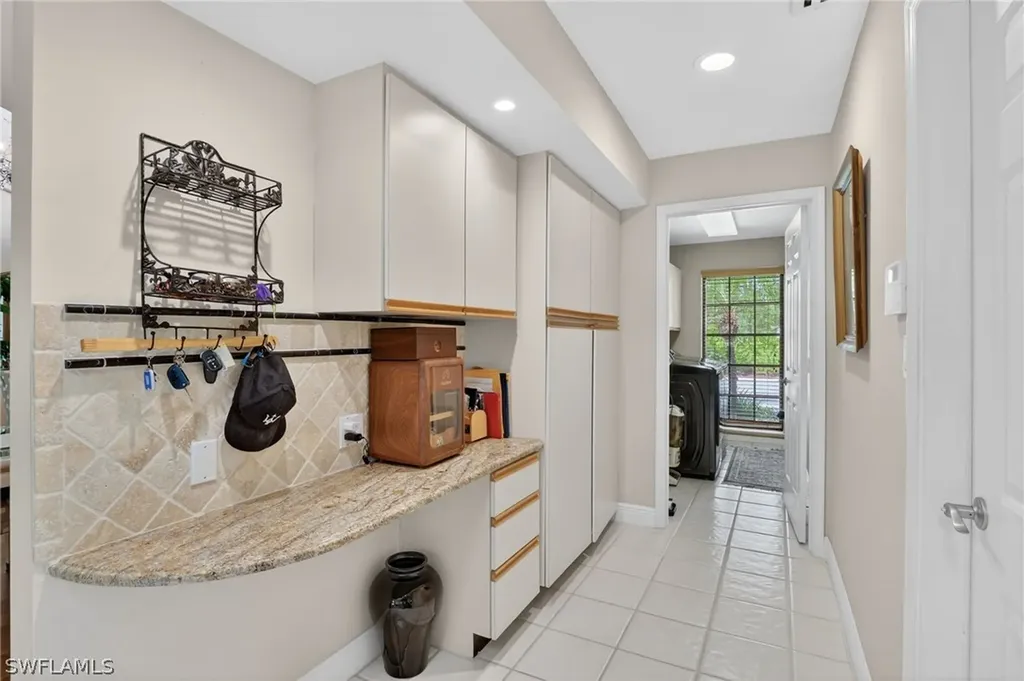 812 Pine Creek Lane Naples FL 34108