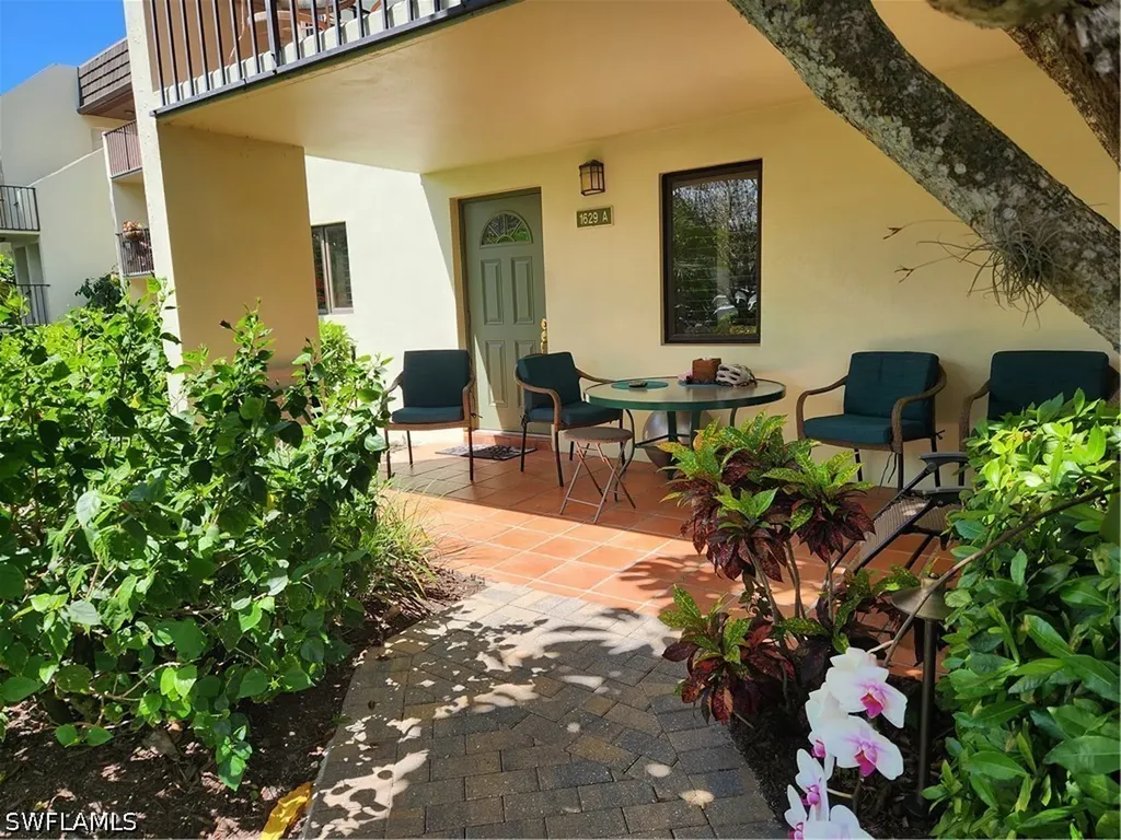 1629 Spoonbill Lane Naples FL 34105