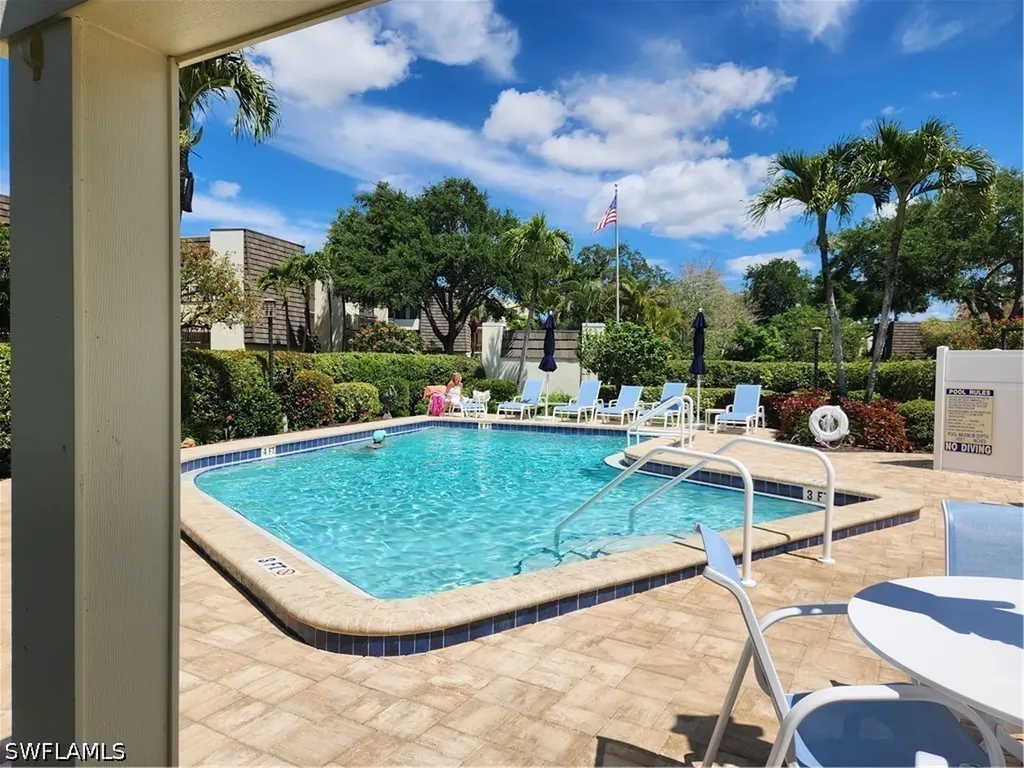 1629 Spoonbill Lane Naples FL 34105