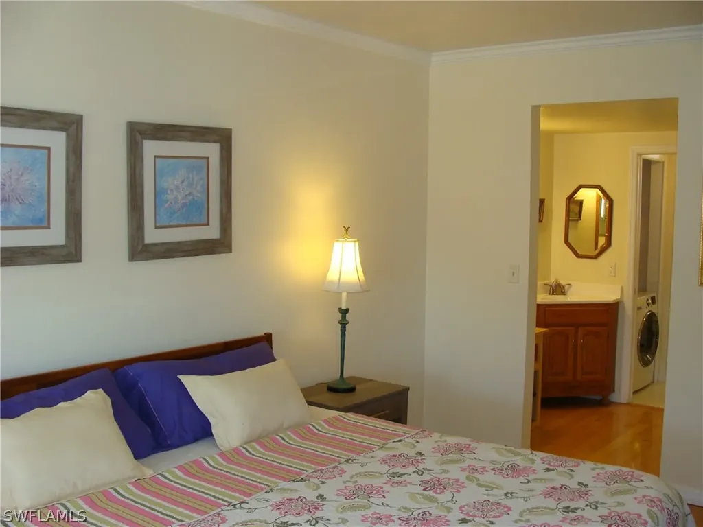 807 River Point Drive Naples FL 34102