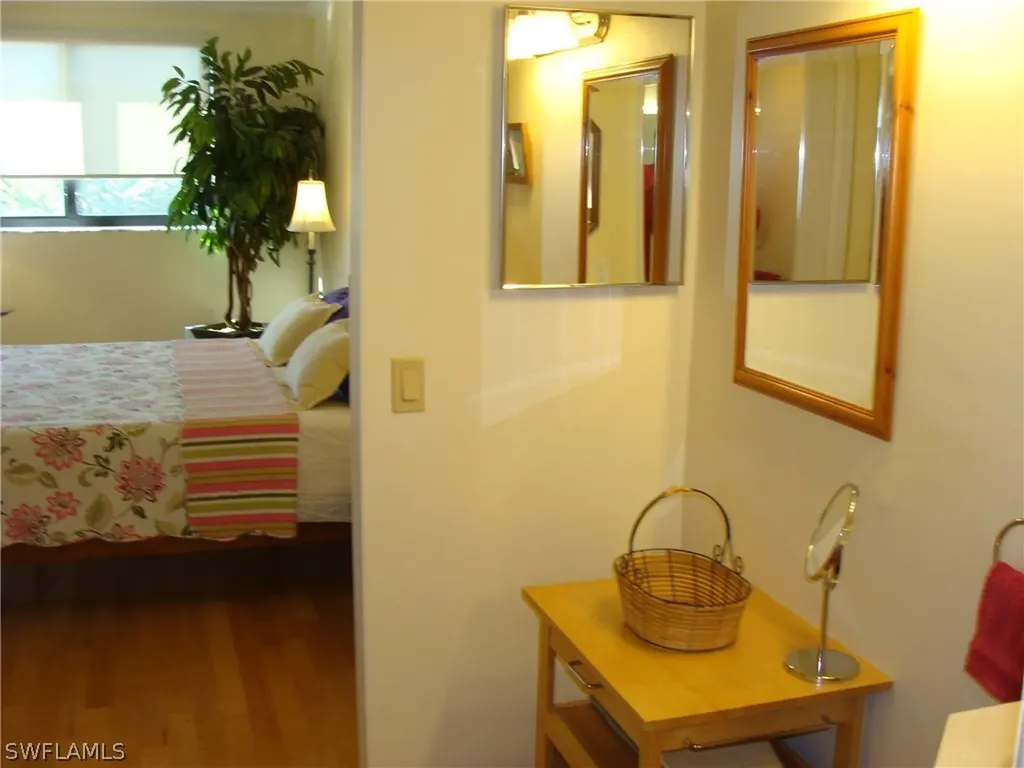 807 River Point Drive Naples FL 34102