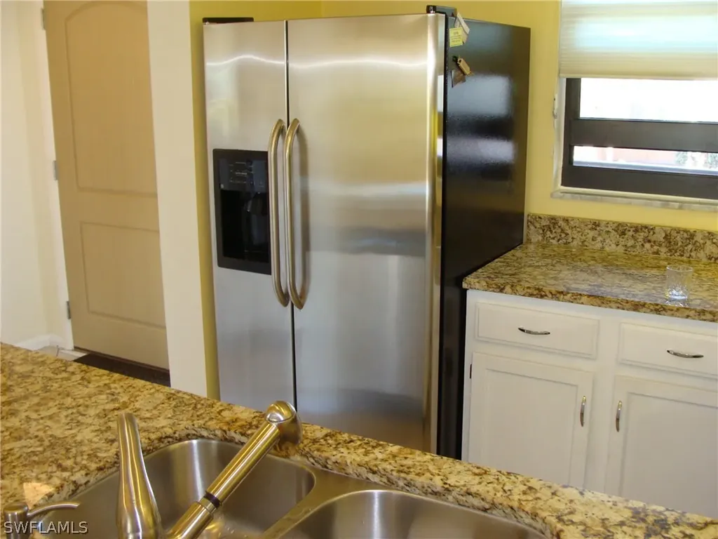 807 River Point Drive Naples FL 34102