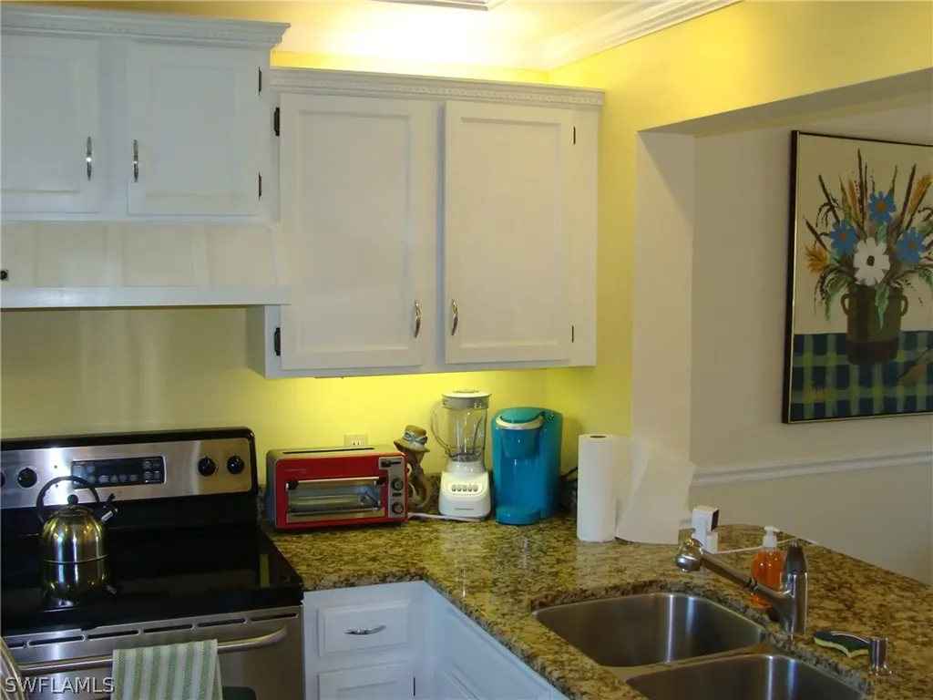 807 River Point Drive Naples FL 34102