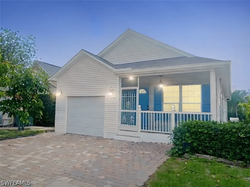 122 Leawood Circle Naples FL 34104