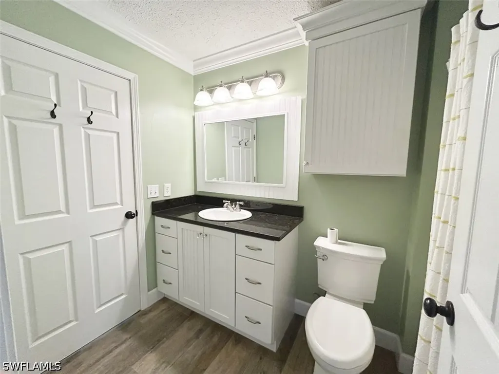 122 Leawood Circle Naples FL 34104
