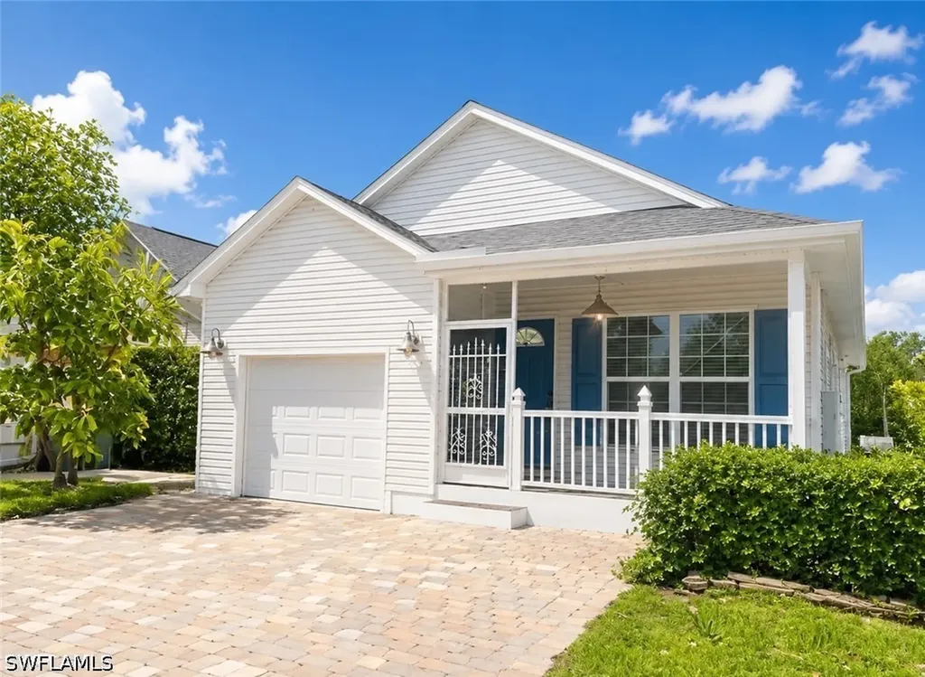 122 Leawood Circle Naples FL 34104
