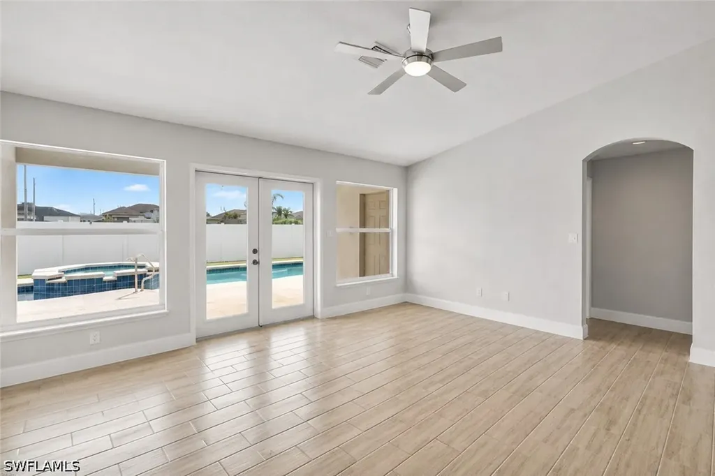 221 NW 29th Place Cape Coral FL 33993