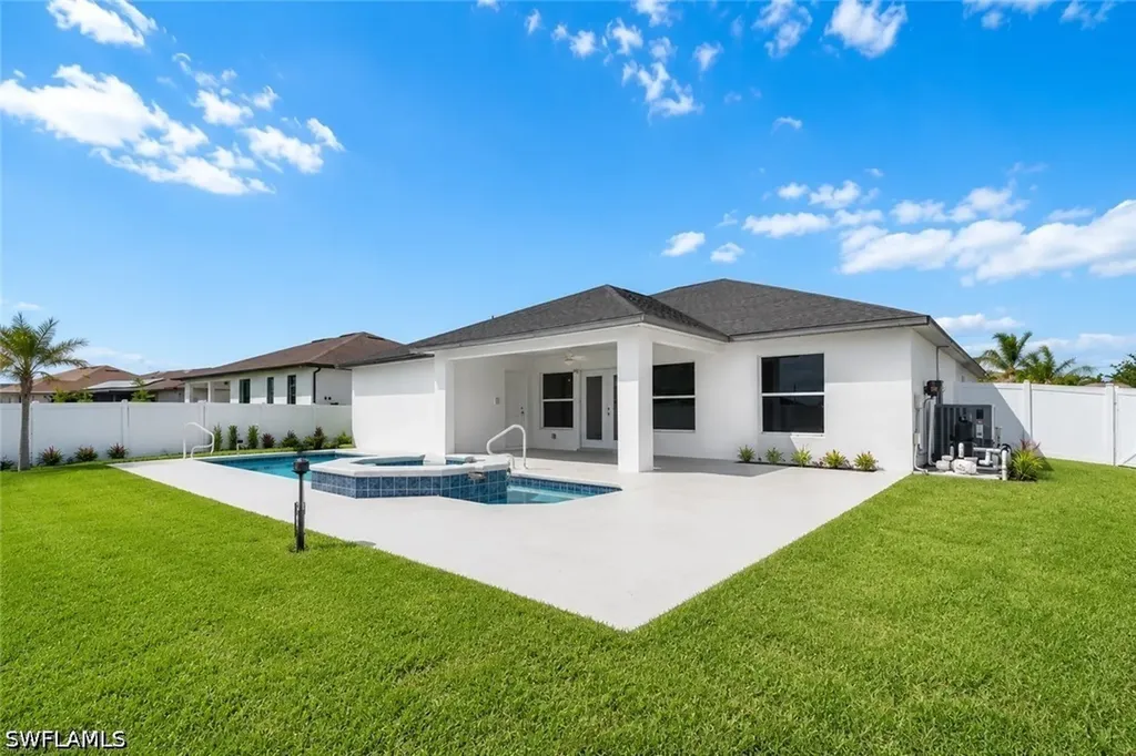 221 NW 29th Place Cape Coral FL 33993
