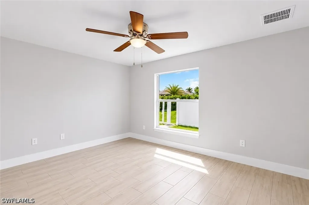 221 NW 29th Place Cape Coral FL 33993