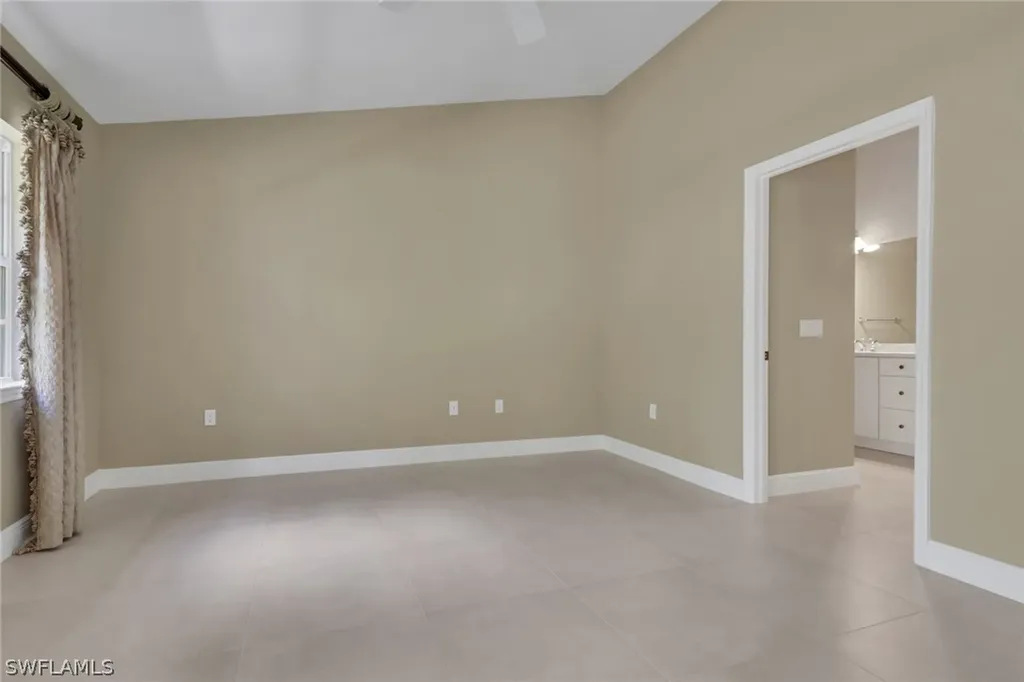 3555 Avion Woods Court Naples FL 34104