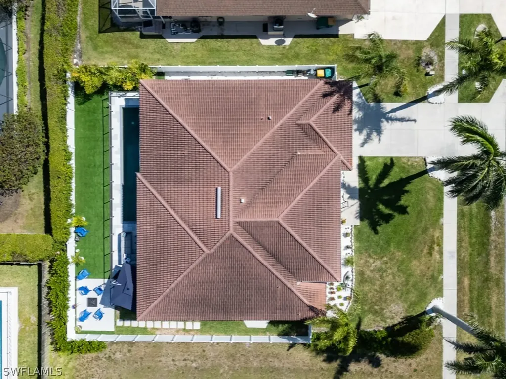 679 Seagrape Drive Marco Island FL 34145