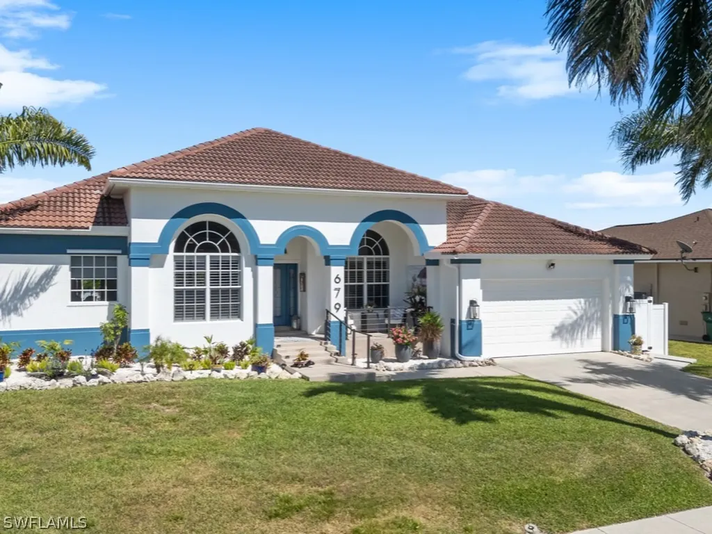 679 Seagrape Drive Marco Island FL 34145