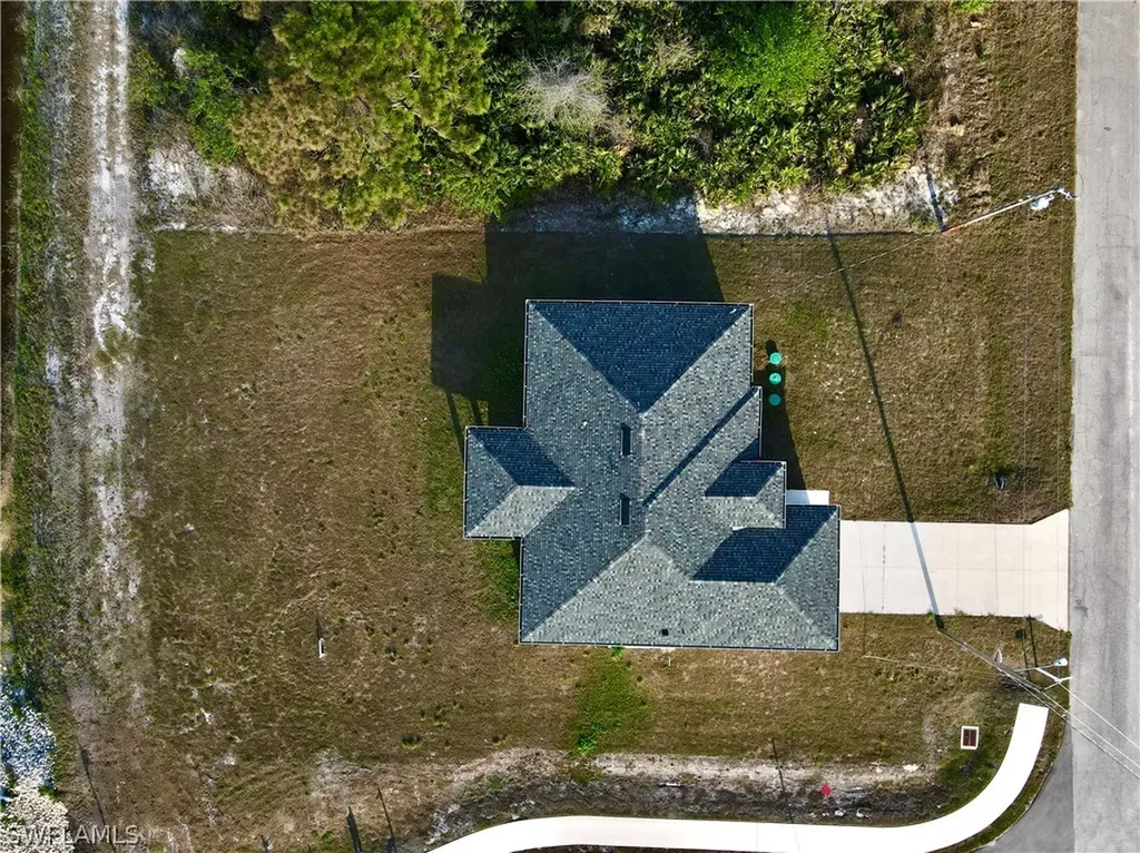 633 Cane Street E Lehigh Acres FL 33974