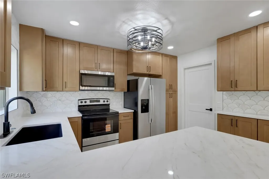3371 8th Avenue SE Naples FL 34117