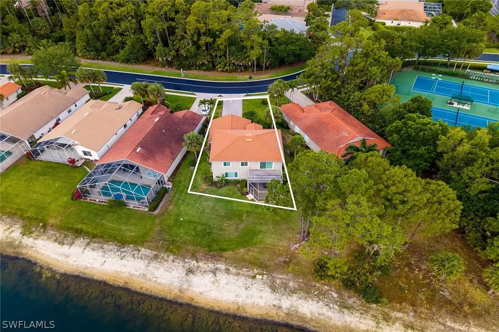 7859 Berkshire Pines Drive Naples FL 34104