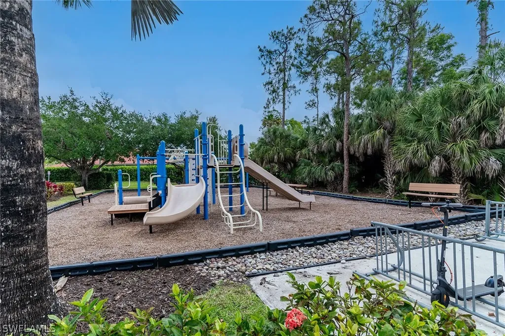 7859 Berkshire Pines Drive Naples FL 34104