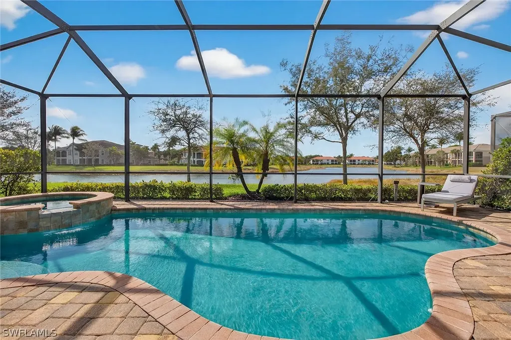3001 Aviamar Circle Naples FL 34114