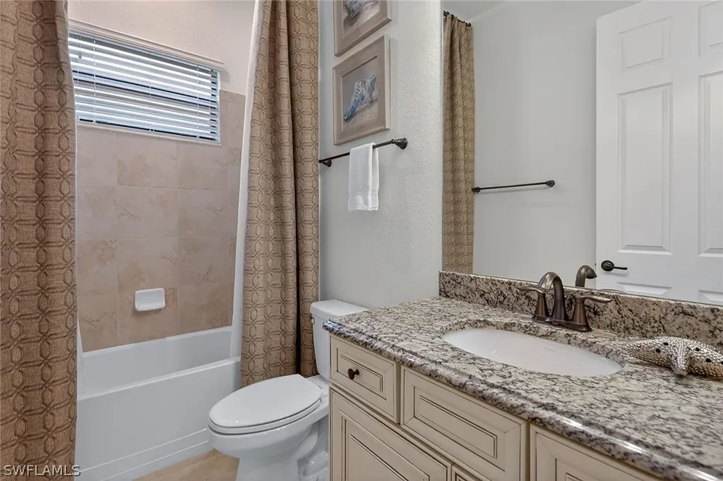 3001 Aviamar Circle Naples FL 34114