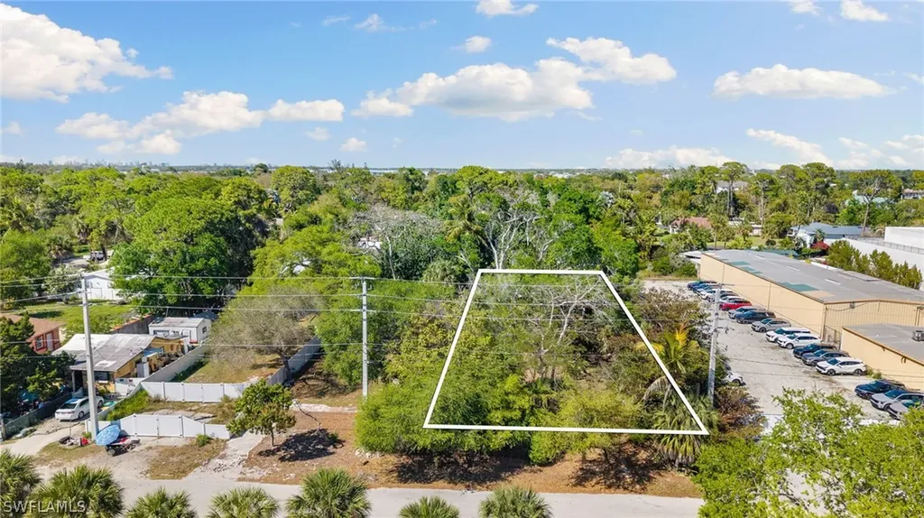 2995 Terrace Avenue Naples FL 34104