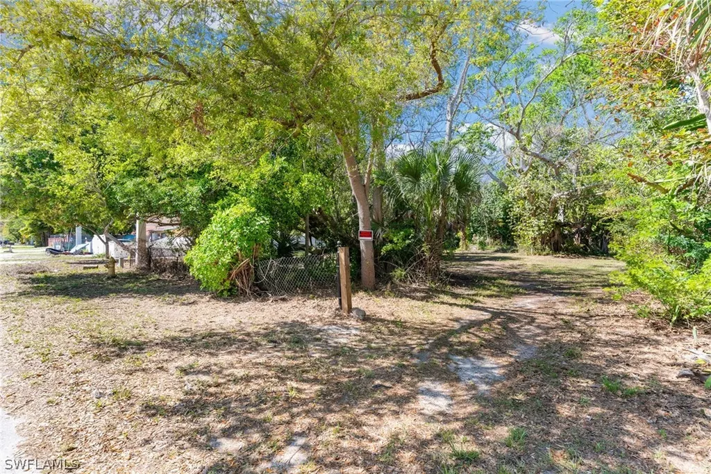 2995 Terrace Avenue Naples FL 34104