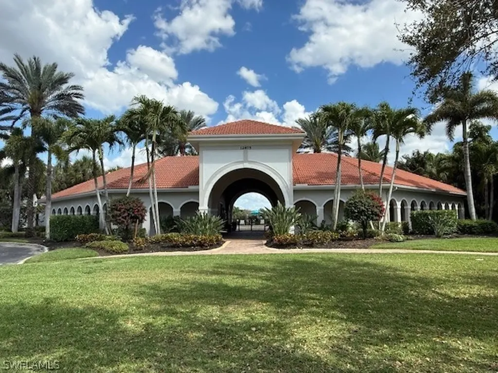 12858 Carrington Circle Naples FL 34105