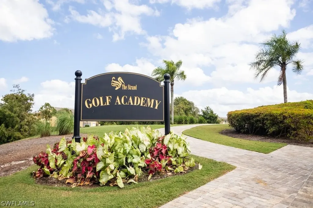5697 Heron Lane Naples FL 34110