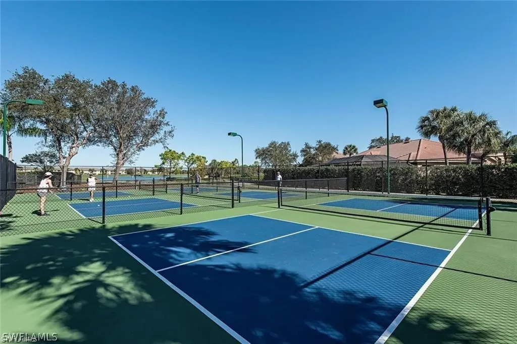5697 Heron Lane Naples FL 34110