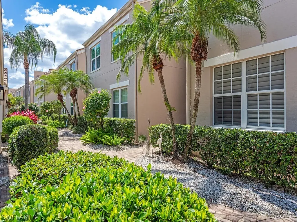 5697 Heron Lane Naples FL 34110