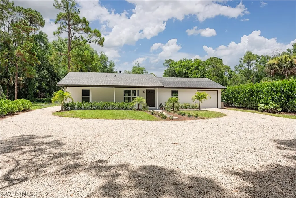 Naples FL, 3831 31ST Avenue SW