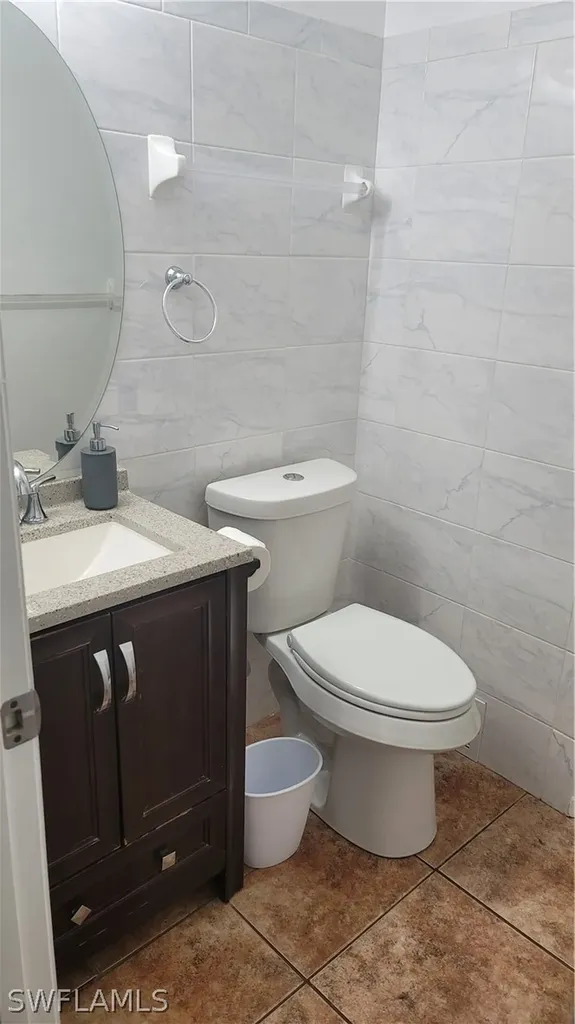 3711 10th Street SW Lehigh Acres FL 33976