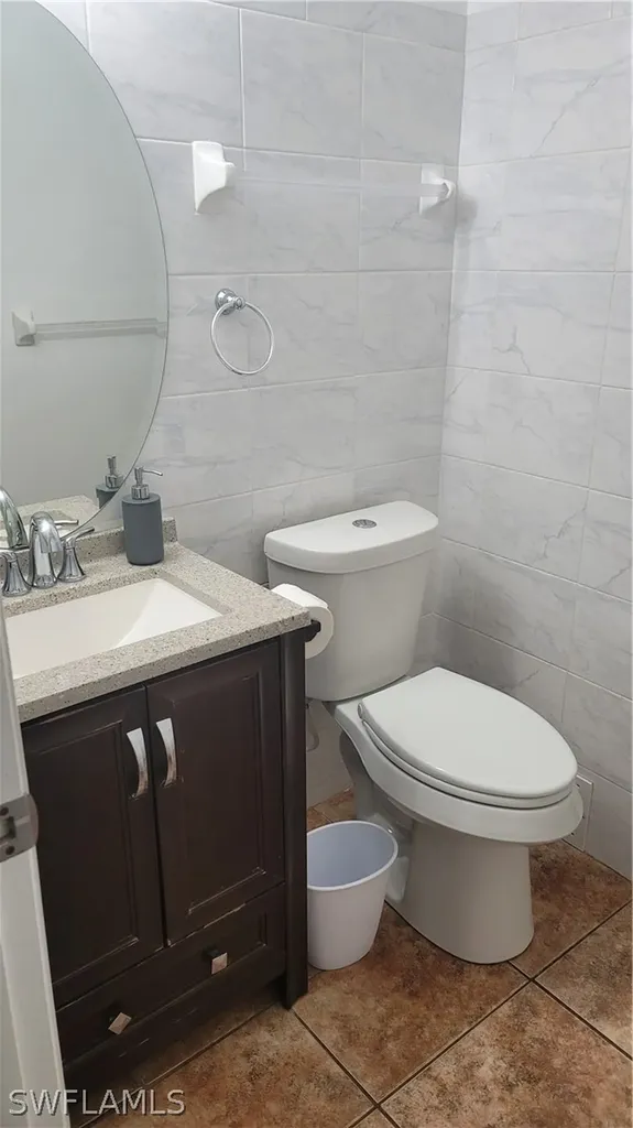 3711 10th Street SW Lehigh Acres FL 33976